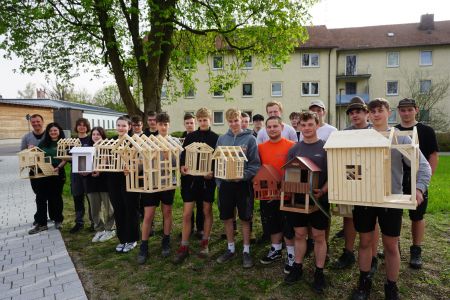 Außenstelle Furth im Wald:  Klassensieger im BGJ-Zimmerer für das neue Kindergarten-spielhaus wurde ermittelt