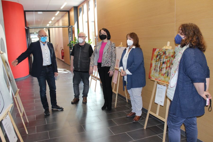 Ausstellung zeigt "Wege aus der Depression"